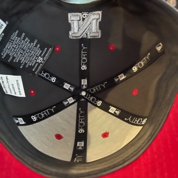 Youth New Era Nebraska Huskers Cap - Picture 5 of 5